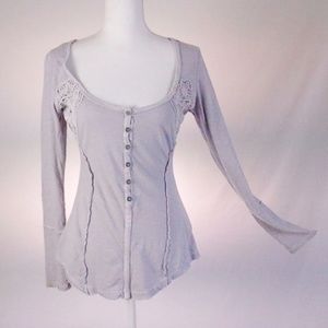 FREE PEOPLE Pale Lilac Crochet Lace Long Sleeve ~ Size Large